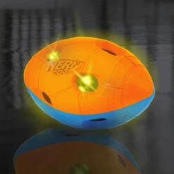 Nerf Dog Balón Mega Tuff De Americano Con LED Para Perro, Chico -Tropiclean Shop 1200ftw 128573 3
