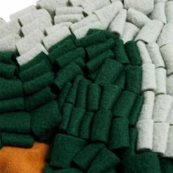 Merry Makings Tapete Olfativo Árbol Navidad Para Perro, Mediano -Tropiclean Shop 1200ftw 142448 2